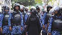 На Мальдивах введено чрезвычайное положение