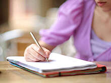 Депутат ГД Вассерман выступил против запрета готовых домашних заданий