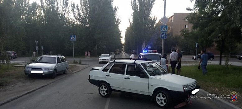В Волжском под колесами "ВАЗа" оказался 6-летний мальчик