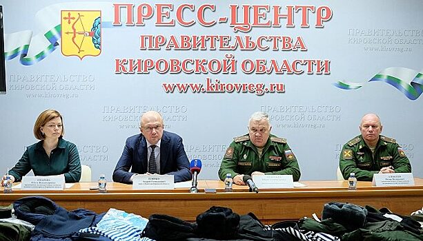 Президентские войска пополнили 10 кировских гренадеров