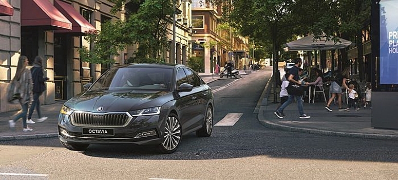 Названы комплектации и цены на новое поколение Skoda Octavia