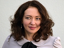 Депутат Литневская подарила Бондаренко свое платье