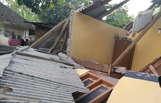 Землетрясение произошло в Индонезии