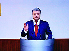 Порошенко сильно опоздал на молебен ПЦУ перед крестным ходом
