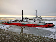 В Азовском море стартовал сезон ледовой навигации