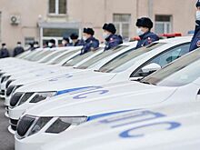 В Кургане полицейским вручили ключи от новых служебных автомобилей