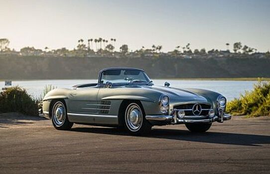 Mercedes 300SL Roadster отдадут за огромные деньги
