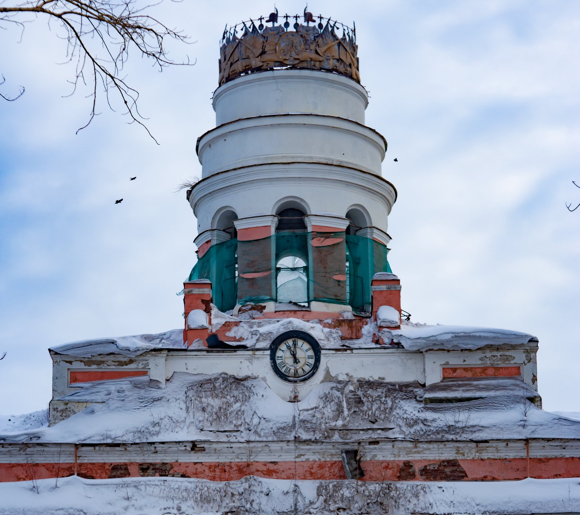 Часы на башне главного корпуса оружейного завода Ижевска планируют восстановить