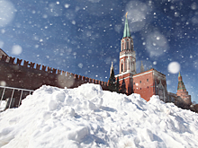 Москвичи принялись продавать снег