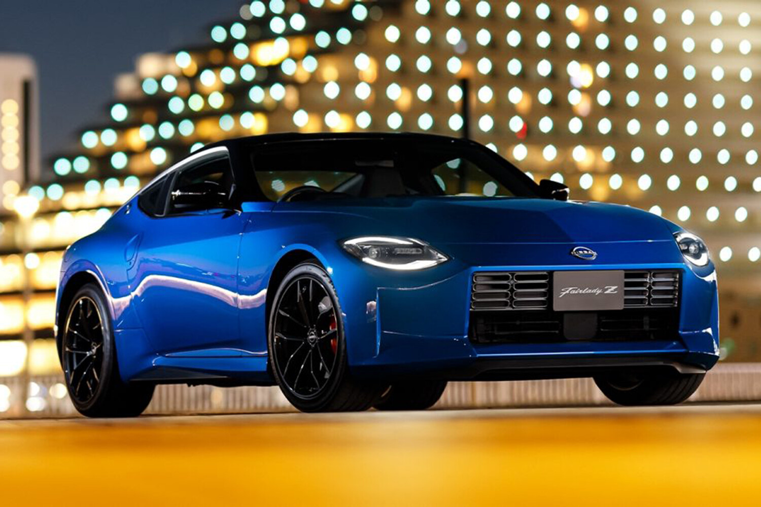 Спорткар Nissan Z появился в продаже в России по цене от 8,5 млн рублей