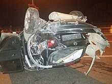 Автомобиль с девушкой и ребенком перевернулся в Алматы