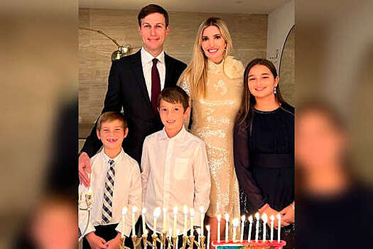 Иванка Трамп поделилась семейным снимком на фоне слухов о разладе с мужем
