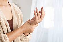 Ревматолог: выявить артрит поможет тест с рукопожатием