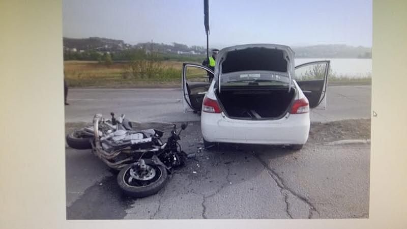 В Приморье в результате устроенного пенсионером ДТП пострадал мотоциклист