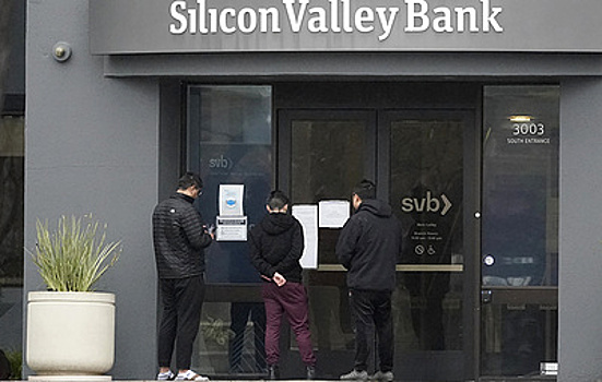 Нью-Йоркский Signature Bank закрыли из-за системных рисков после краха SVB