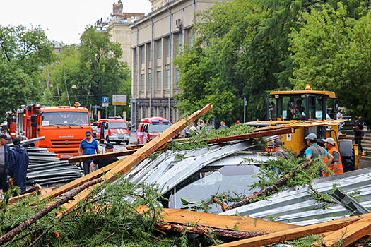 Эксперт рассказал, как получить компенсацию после "суперливня" в Москве