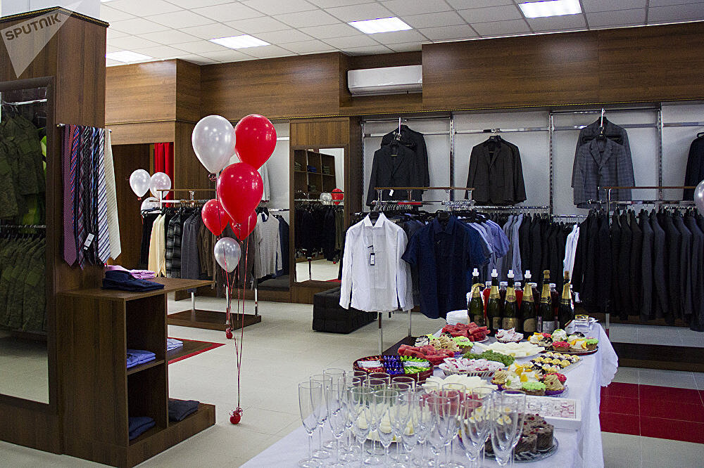 БТК-4 открыл в Южной Осетии фирменный магазин одежды
