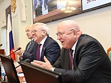 Экс-губернатор Шанцев посетил нижегородское Законодательное собрание
