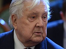 Священник: картины Глазунова можно читать как росписи в храмах