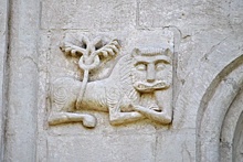 Лев с древнего собора и старославянский шрифт: во Владимире представили фирменный стиль города