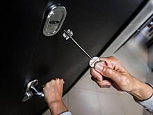В МЧС объяснили правила установки дверей в квартирах