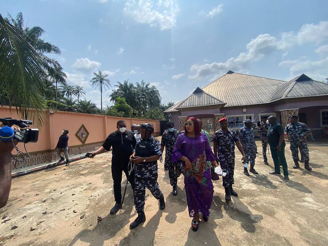 Найдено место тайных операций черных трансплантологов с сотней разлагающихся тел