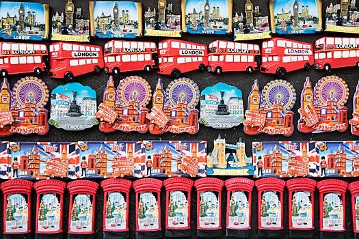 Почему магниты — самый дурацкий сувенир