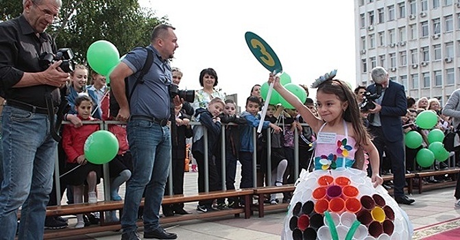 В Пятигорске провели необычное детское шоу «Экогород»