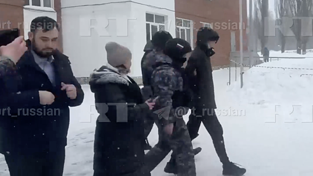 У напавшего на школу в Уфе подростка был с собой кухонный нож