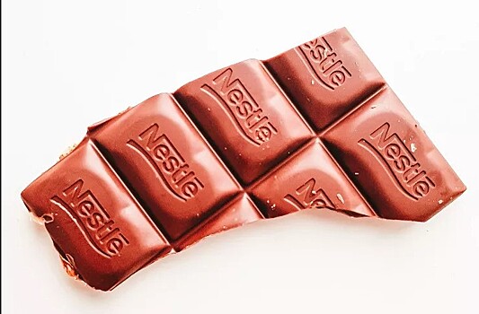 Nestlé вновь открывает завод в Израиле, закрытый на фоне конфликта с ХАМАС