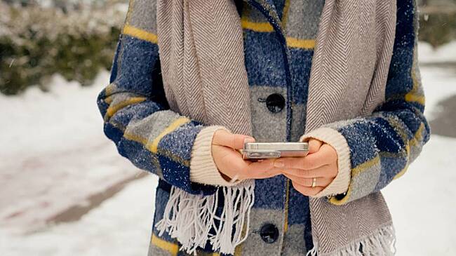 Дорогие смартфоны начали ломаться из-за морозов