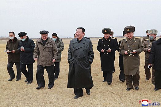 На белом коне: в КНДР вышел фильм о «победах» Ким Чен Ына