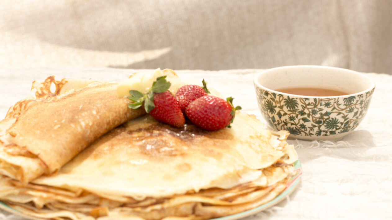 масленичные блины. блинчики на масленицу. масленичные блины. с чем есть блины на масленицу. с чем есть блины на масленицу.