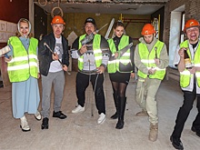 Шура заляпал бетоном шубу за 10 тысяч долларов, помогая Жукову по ремонту