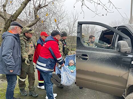 Волонтеры «Единой России» эвакуировали в Крым 91-летнюю жительницу Херсона