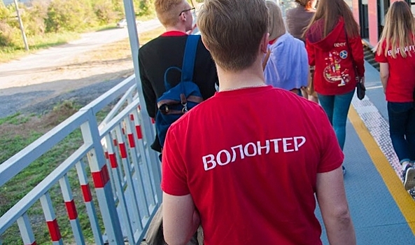 В Волгограде волонтеры помогают жителям после аварии на трубопроводе