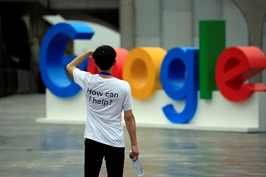 На втором месте расположен Google — компанию оценили в 207,5 миллиарда долларов с показателем роста на 24 процента. 
