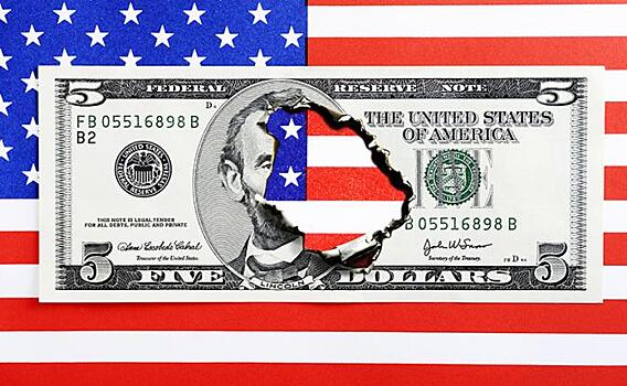 Сколько доллару не виться: Дефолт в США может наступить уже через 3 года