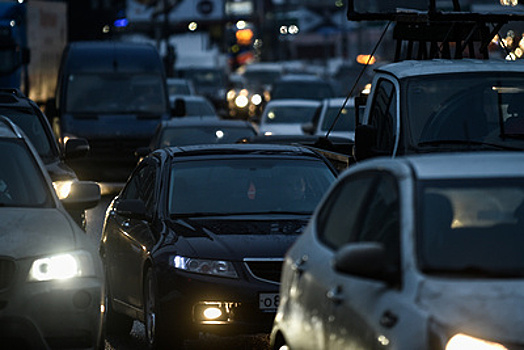 Пробки на дорогах Москвы оцениваются в пять баллов