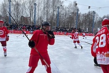 Легендарные хоккеисты сыграют со звездами на площади Главного храма ВС РФ в Подмосковье