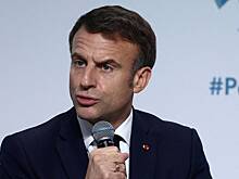 Макрон собрался в Киргизию