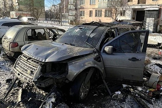 Взорвавшийся в Киеве внедорожник принадлежал военному, он в больнице