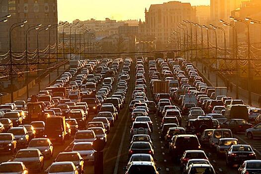 Продажи автомобилей Suzuki в РФ в июне увеличились на 13% - до 549 единиц