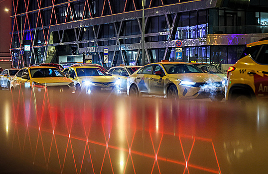 Региональным таксистам хотят дать поблажку