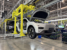 По заветам партии: молодёжь и роботы на заводе Changan Smart Factory