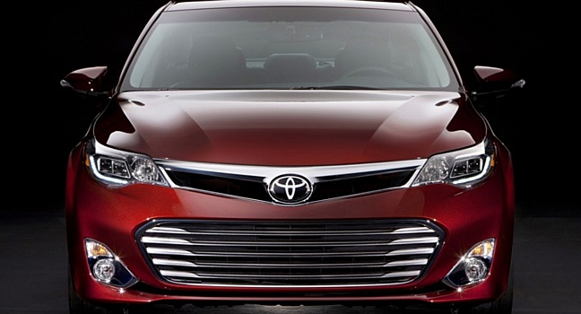 Седан Тоyota Avalon в ходе рестайлинга получил больший кузов