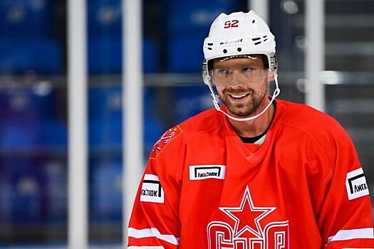 Сергей Бобровский оценил переход Евгения Кузнецова в СКА