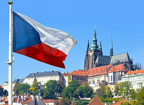 Аналитик Вейгл: Прага поддерживает Варшаву в создании «польско-украинской Речи Посполитой»