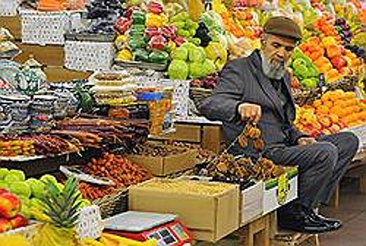 Мирослав Мельник встал за прилавок