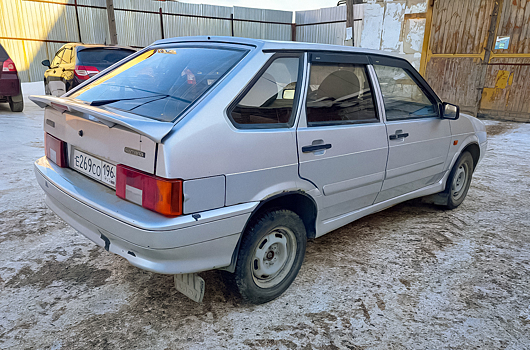 В России продают восемь автомобилей за 200 000 рублей. Но есть нюанс